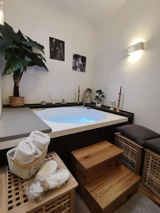 Corte Dei Lombardi Apartment Naples