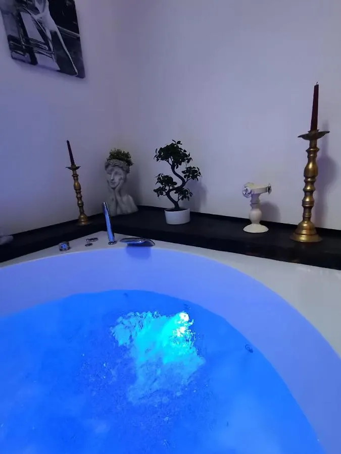 Corte Dei Lombardi Apartment Naples 0*,  Italy