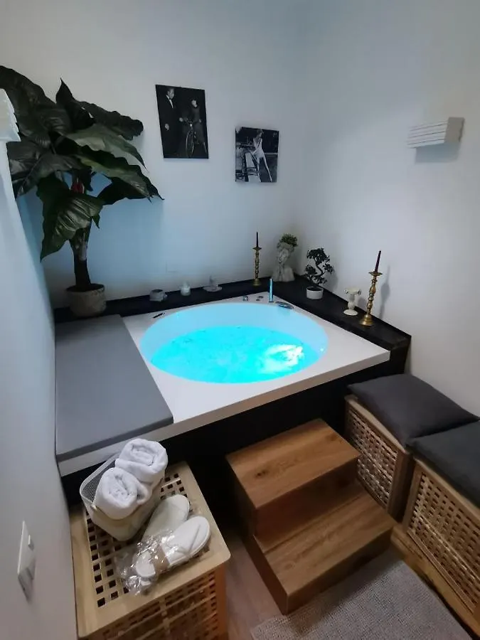 Corte Dei Lombardi Apartment Naples