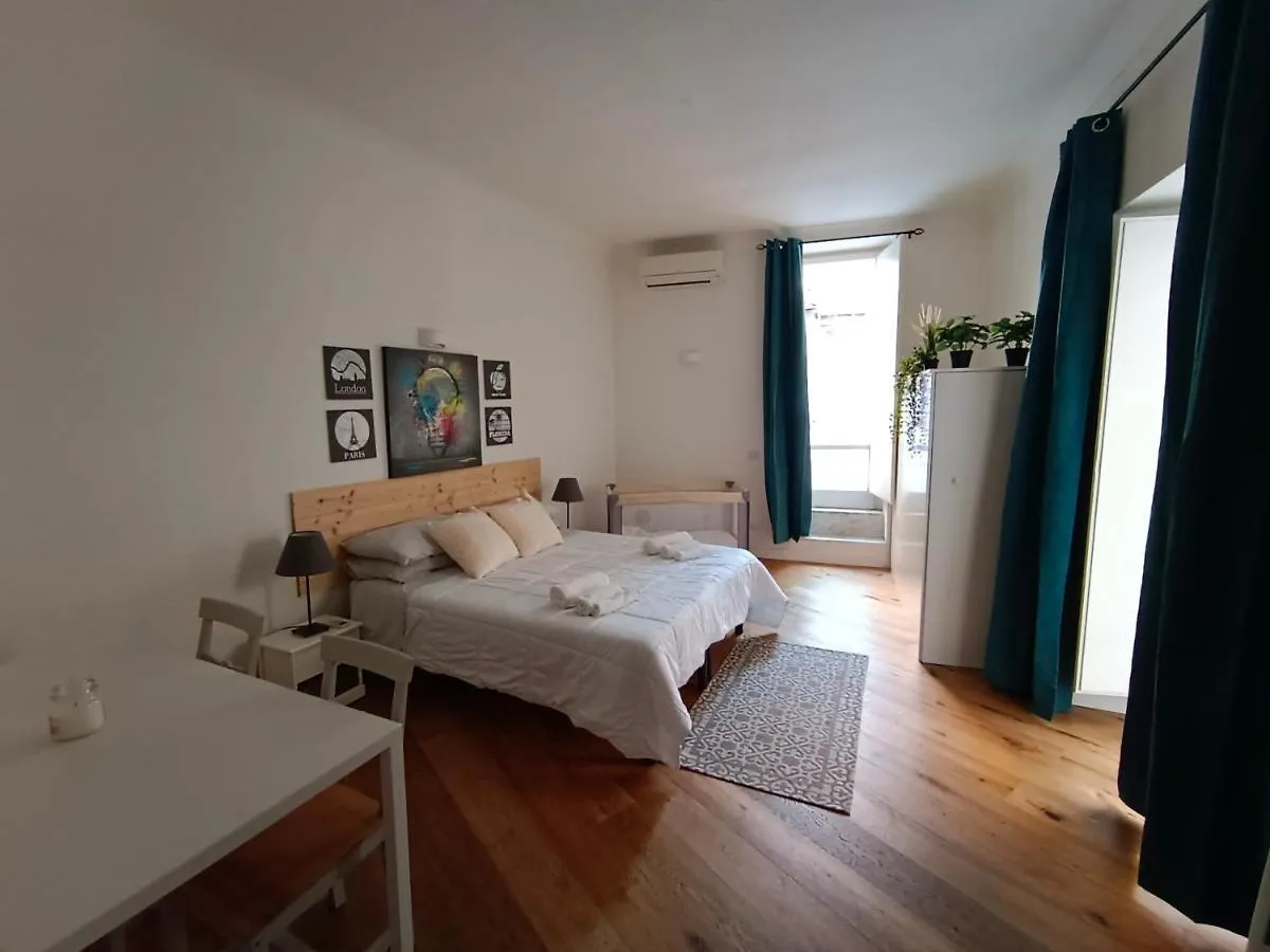 Corte Dei Lombardi Apartment Naples 0*,  Italy